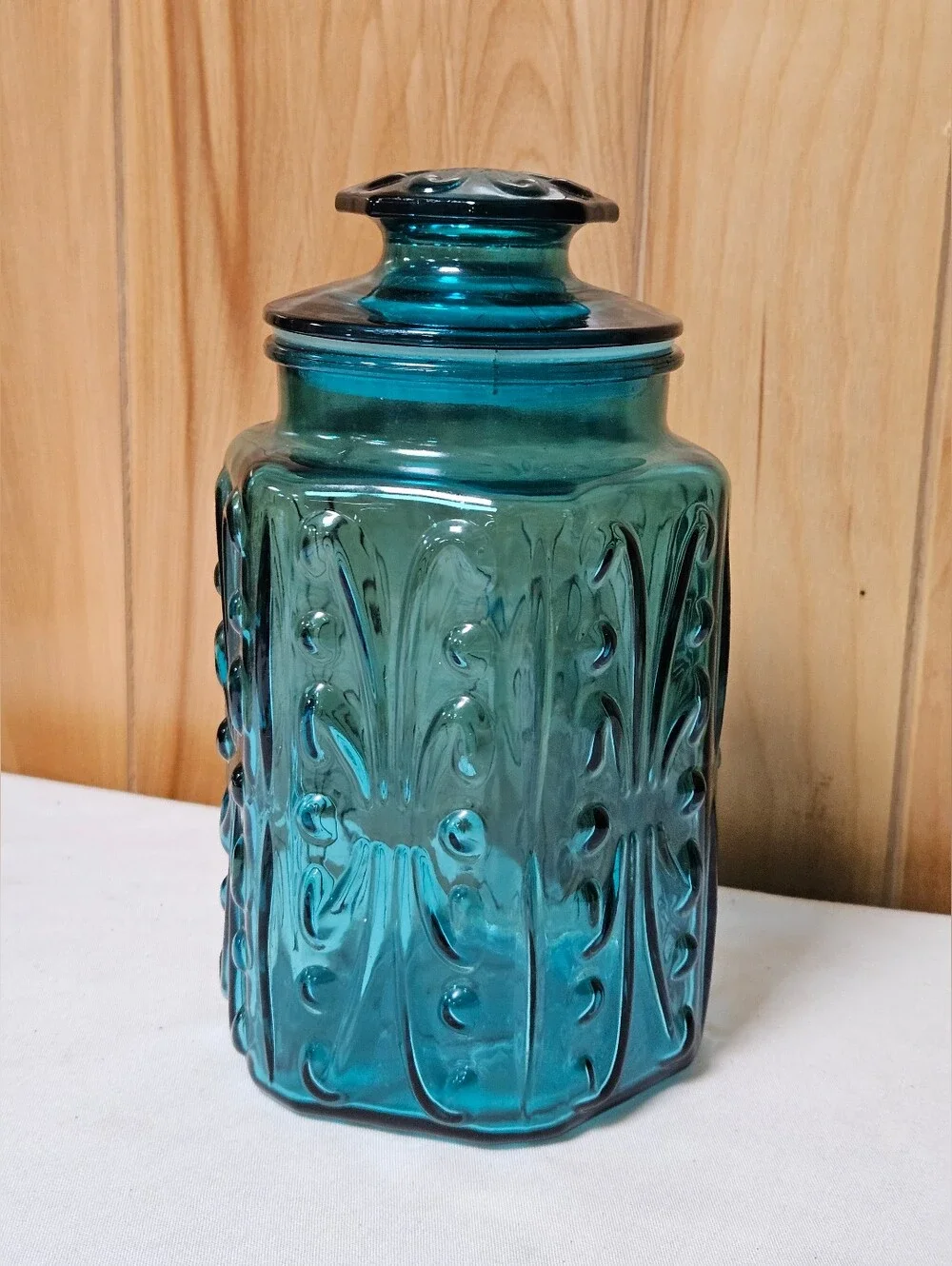 N/A vintage canister